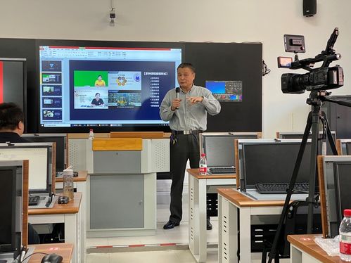 廈門軟件職業(yè)技術(shù)學(xué)院校級精品課拍攝制作研討會(huì)順利召開